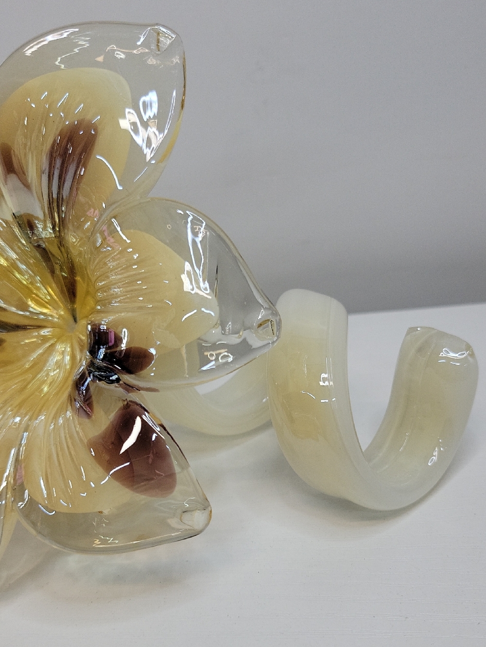 Italian Murano Art Glass Flower - Picture 3 of 5